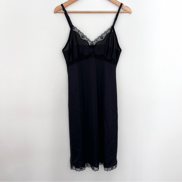 Black lace trim mesh silky chemise slip dress, size M-L 🖤 - Picture 5 of 9